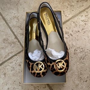 NEW NEVER WORN Michael Kors Cheetah Ballet Flats!